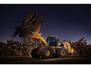 Pale gommate Caterpillar 966K