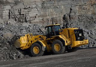 Pale gommate Caterpillar 986K