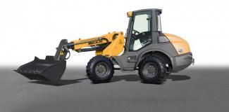 Pale gommate Mecalac AS 900 tele