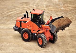 Pale gommate Doosan DL220-5