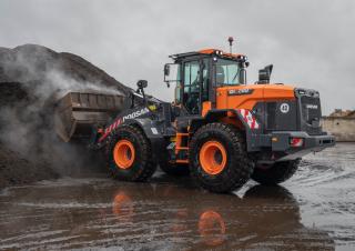 Pale gommate Doosan DL280-7
