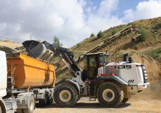 Pale gommate Hidromek HMK 635 WL