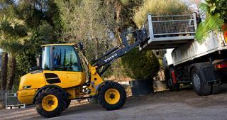 Pale gommate Volvo L25F