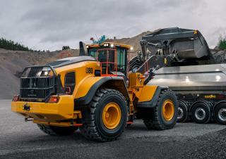 Pale gommate Volvo L180 