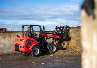 Pale gommate Manitou MLA 5-50 H
