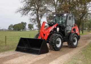 Pale gommate Manitou MLA 7-75 H-Z