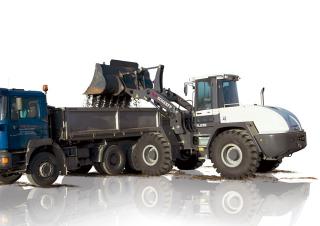 Pale gommate Schaeff TL 210
