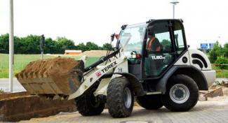 Pale gommate Terex TL 80 AS