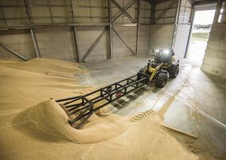 Pale gommate New Holland W170D LR