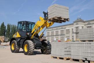 Pale gommate Komatsu WA100M-6