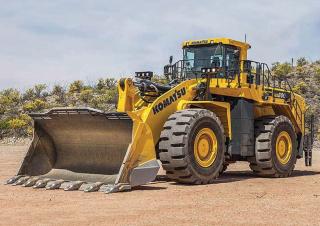 Pale gommate Komatsu WA800-8E0