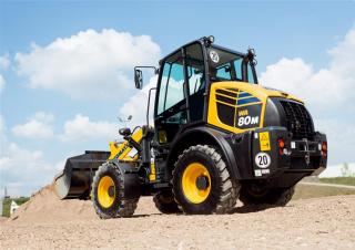 Pale gommate Komatsu WA80M-7