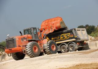 Pale gommate Hitachi ZW 370