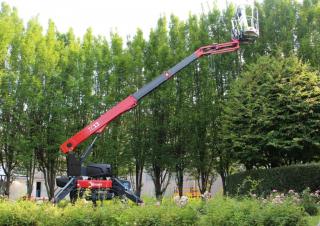 Piattaforme aeree articolate Piattaforme aeree articolate cingolate Hinowa TeleCrawler 13N