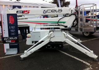 Piattaforme aeree articolate Piattaforme aeree articolate cingolate CELA DT15