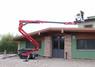 Piattaforme aeree articolate Piattaforme aeree articolate cingolate Hinowa Lightlift 13.70 Performance IIIS
