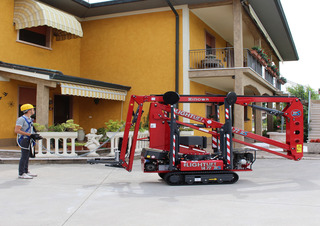 Piattaforme aeree articolate Piattaforme aeree articolate cingolate Hinowa Lightlift 14.72 IIIS