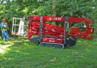 Piattaforme aeree articolate Piattaforme aeree articolate cingolate Hinowa Lightlift 18.80 Performance IIIS