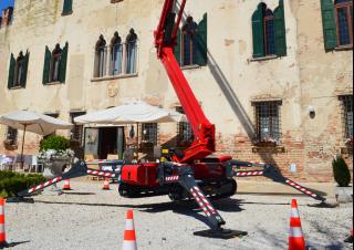 Piattaforme aeree articolate Piattaforme aeree articolate cingolate Hinowa Lightlift 26.14 Performance IIIS MK3