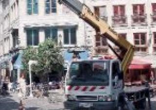 Piattaforme aeree articolate Piattaforme aeree articolate su rimorchio trainabile Haulotte HTB 180