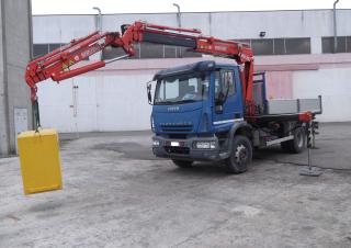Piattaforme aeree articolate Piattaforme aeree articolate su rimorchio trainabile Benelligru 10510/3S3