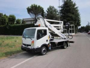 Piattaforme aeree articolate Piattaforme aeree articolate su rimorchio trainabile GSR E 240 PX Basic