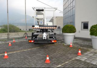 Piattaforme aeree articolate Piattaforme aeree articolate su rimorchio trainabile CTE ZED 20.3 H