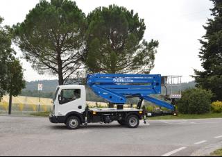 Piattaforme aeree articolate Piattaforme aeree articolate su rimorchio trainabile CTE ZED 20.3 HN