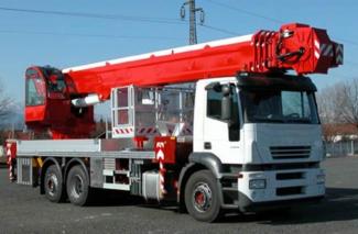 Piattaforme aeree articolate telescopiche Piattaforme aeree telescopiche autocarrate Multitel J 347 TA