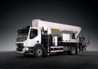 Piattaforme aeree articolate telescopiche Piattaforme aeree telescopiche autocarrate Bronto Skylift S35EM