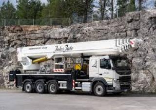 Piattaforme aeree articolate telescopiche Piattaforme aeree telescopiche autocarrate Bronto Skylift S70XR