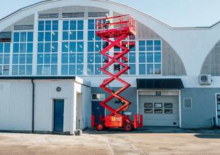 Piattaforme aeree a forbice Piattaforme aeree verticali a pantografo su ruote LGMG  SR1018D