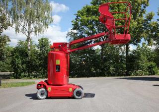 Piattaforme aeree articolate telescopiche Piattaforme aeree verticali PB PB MB112-10EC