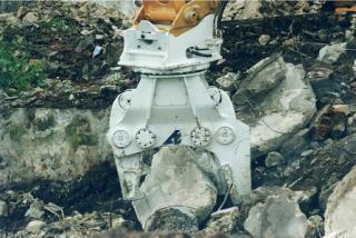 Demolizione - Frantumazione Pinze  idrauliche per calcestruzzo Arden CB 500