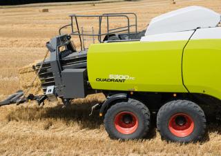 Presse per grandi imballaggi + Presse ad alta pressione Claas Quadrant 5300 RC
