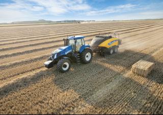 Presse per grandi imballaggi + Presse ad alta pressione New Holland BB 1290 R