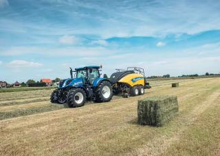 Presse per grandi imballaggi + Presse ad alta pressione New Holland BB 890 PC Plus