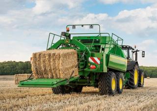 Presse per grandi imballaggi + Presse ad alta pressione John Deere L624