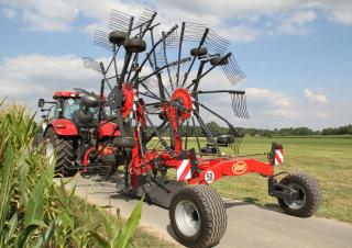 Ranghinatori rotativi Vicon Andex 904 Hydro