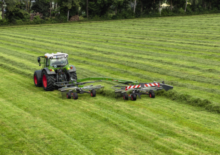 Ranghinatori rotativi Fendt Former 1502