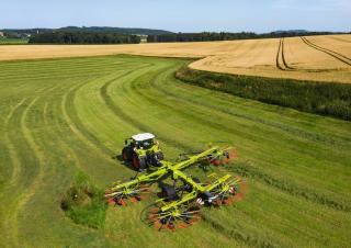 Ranghinatori rotativi Claas Liner 4800 Business pro 