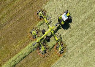 Ranghinatori rotativi Claas Liner 4900 Business pro