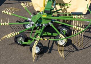 Ranghinatori rotativi Krone Swadro TC 640