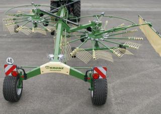 Ranghinatori rotativi Krone Swadro TS 620