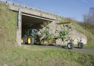 Ranghinatori rotativi Krone Swadro TS 620 Twin