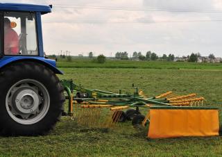 Ranghinatori rotativi Pronar ZKP 420