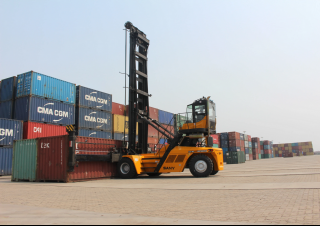 Reach stacker Sany SDCY90K8H2B
