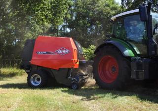 Rotopresse Kuhn FB 2130 
