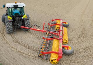 Rulli per prati e campi agricoli Väderstad Rollex 620