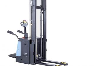 Stoccatori per pallet Stoccatori per pallet uomo in piedi HanseLifter E-DHT-S2055PL